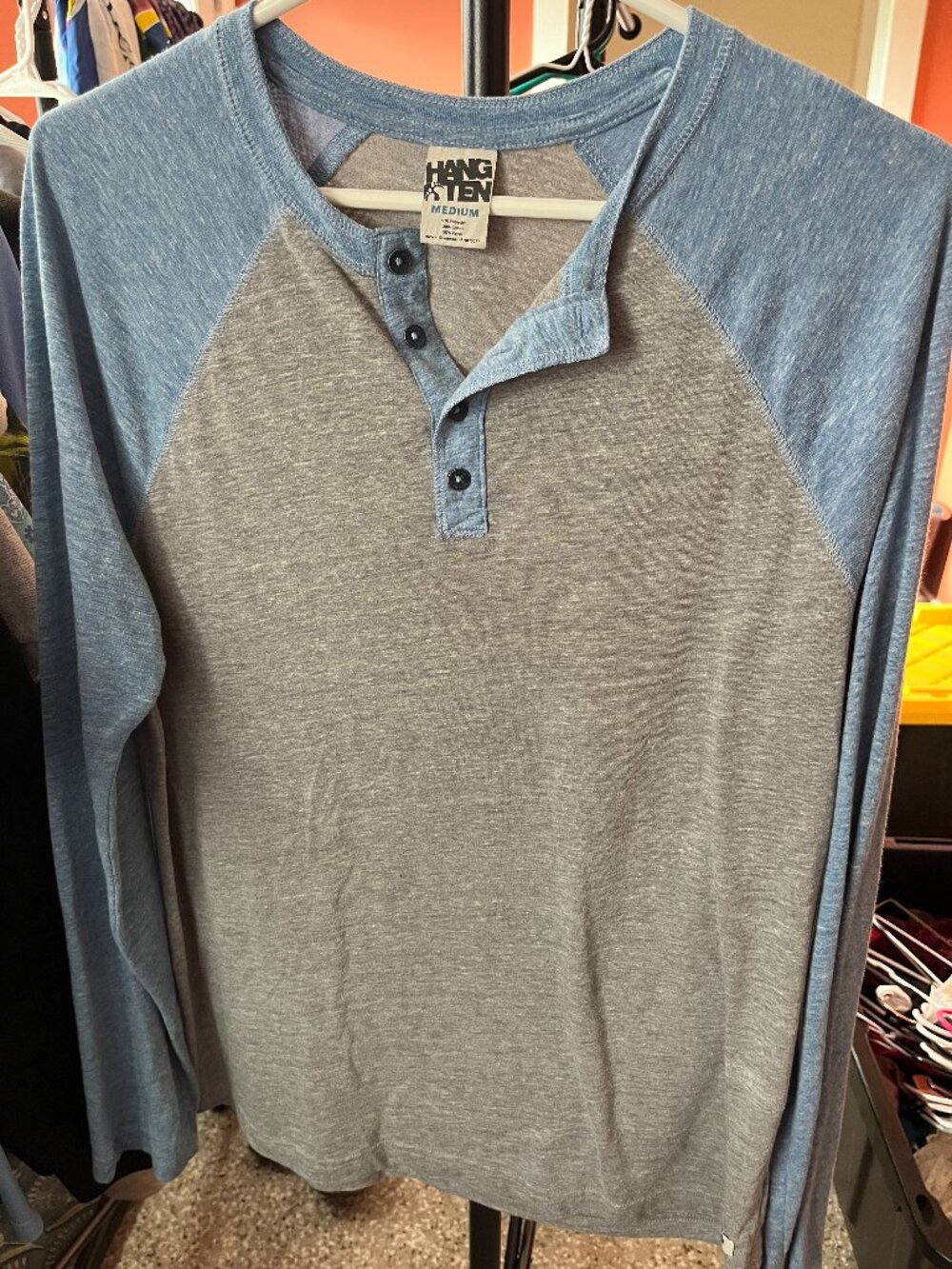 Hang Ten Men’s Gray Blue Long-Sleeve Henley Shirt Size Medium